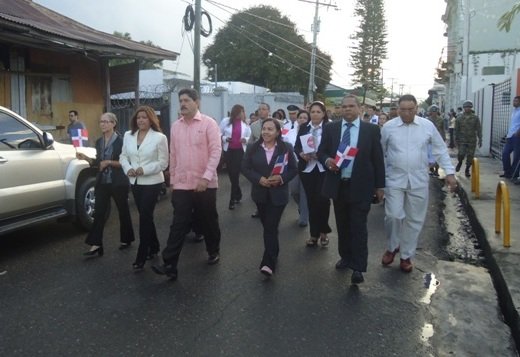 Autoridades Municipales en desfile en el 199 aniversario de su natalicio de Duarte